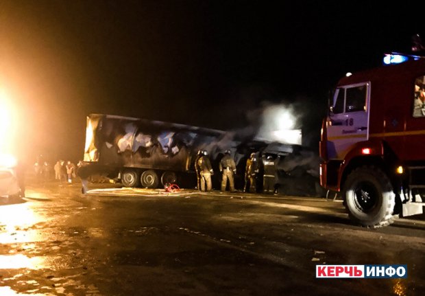 У Криму сталася масштабна ДТП: зіткнулися три вантажівки, серед загиблих є діти