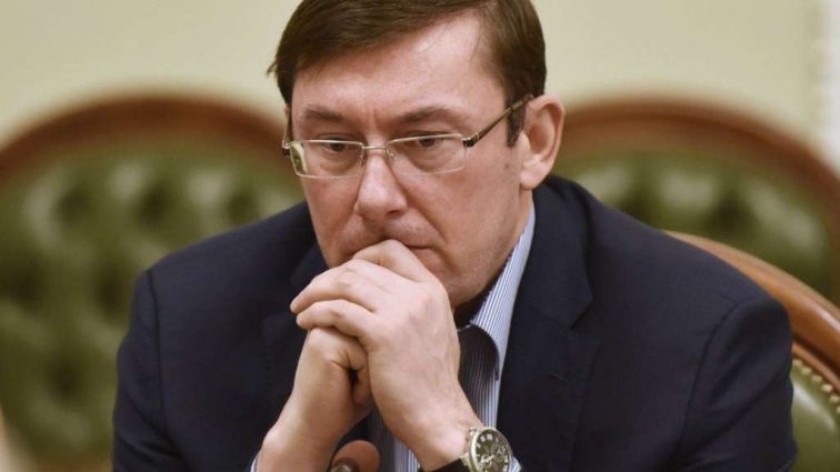 Луценко заявив про причетність відомої політичної партії до справи Савченко