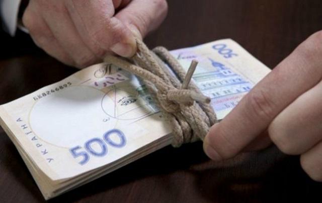 Нові податки: Якими доходами українцям доведеться поділитися, дізнайтесь подробиці
