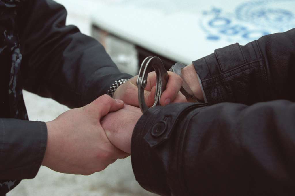 В Україні прямо на вулиці спіймали маньяка-людожера