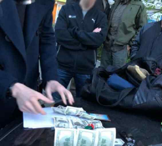 У Києві заарештували суддю, який вимагав хабар у розмірі 8 тисяч доларів