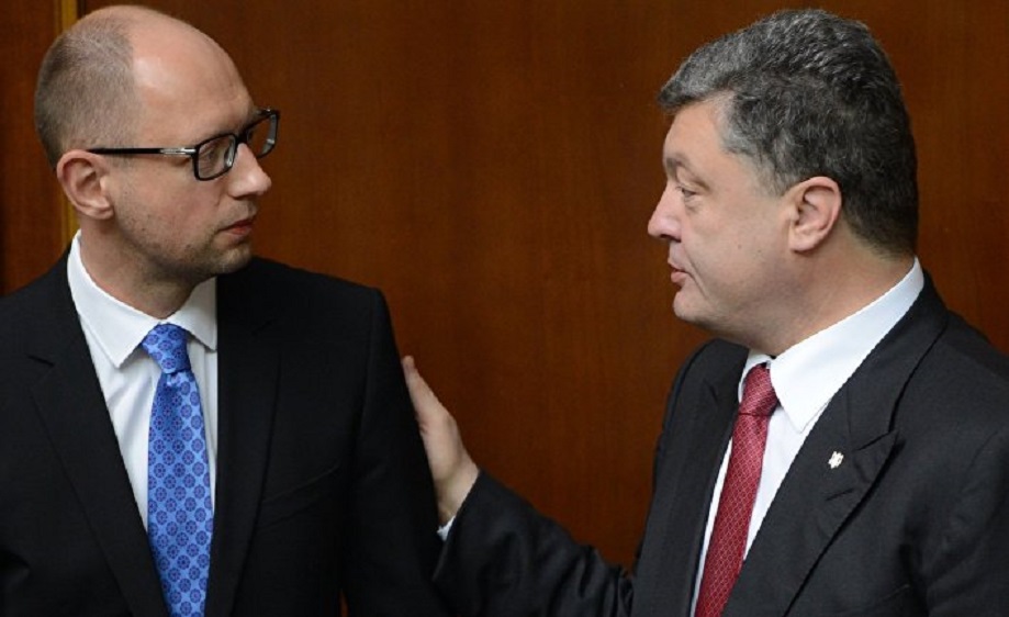 Вакарчуку і Зеленському українці довіряють більше ніж Порошенку: Президент з Яценюком опинились на останніх позиціях у рейтингу