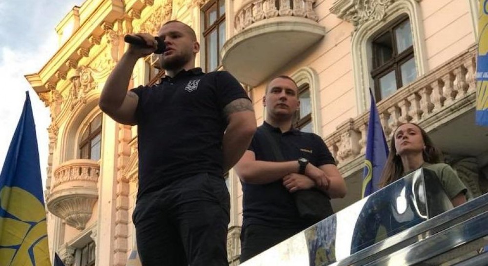 “Буде належати українцям, а не ж*дам”: Правий сектор провів в Одесі скандальну акцію, закликаючи очистити Україну від євреїв