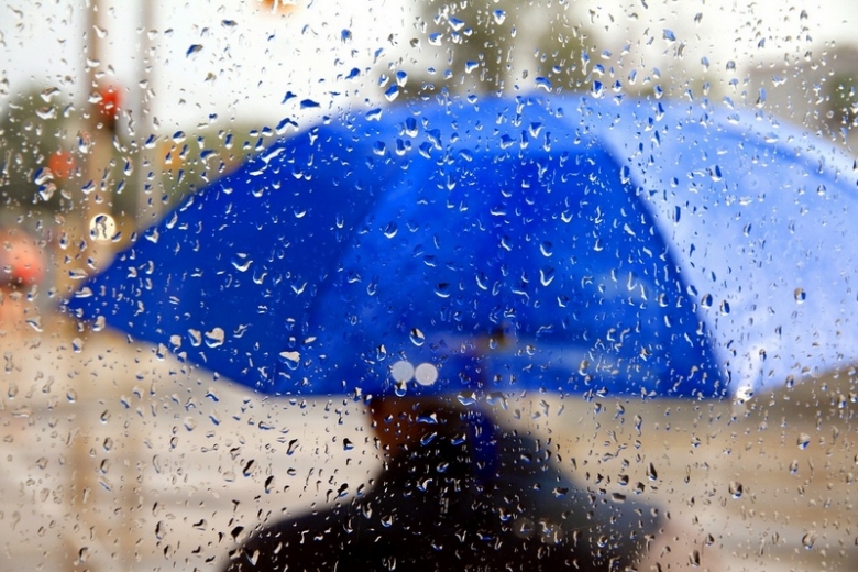 “Захід України заллють дощі, на сході – спека …”: Синоптики поділилися прогнозом погоди на 17 травня