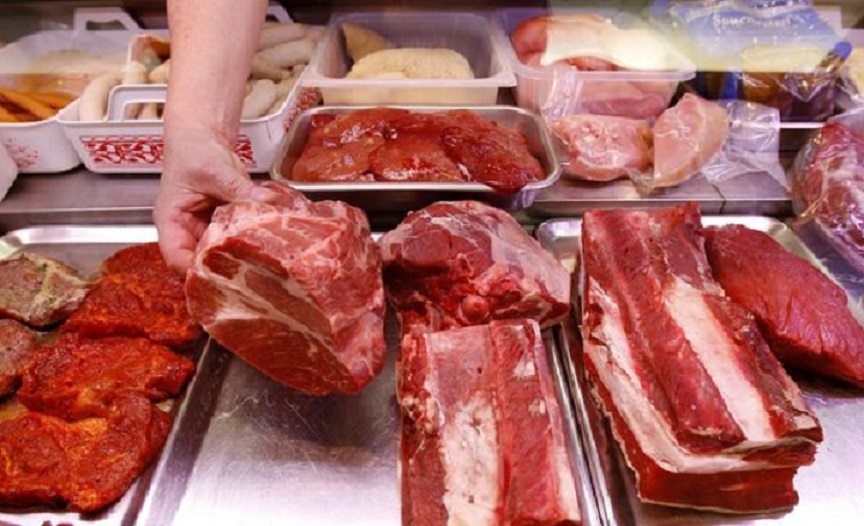 “Страшно за людей які купують ці вироби…”: Українцям продають м’ясо, заражене смертельним вірусом