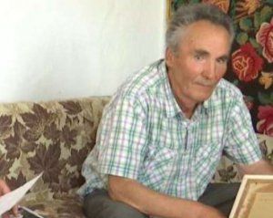 “Знайшов у шафі…”: Неочікувана звістка про батька надійшла чоловіку через 75 років