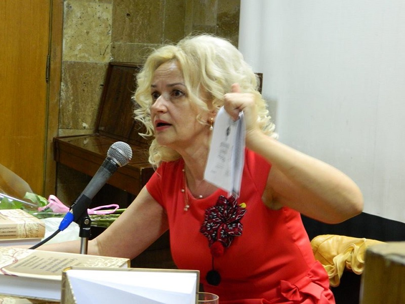 “Вона не просто знищила програми, вона…”: Скандал між Іриною Фаріон та міністром освіти Лілією Гриневич набирає обертів