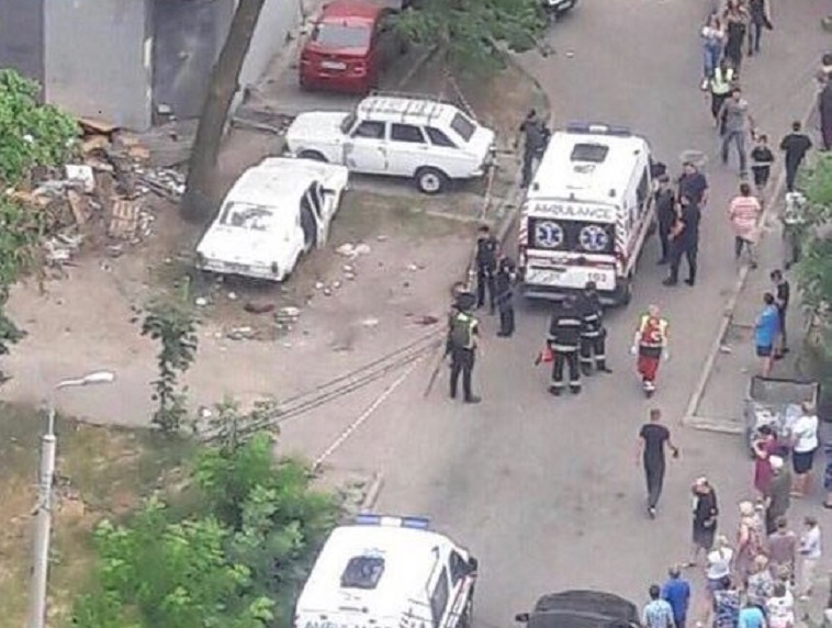У Києві прогримів вибух у дворі: Четверо дітей постраждали. Що відомо на даний момент
