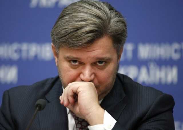 Таємні переговори зі Ставицьким: Для чого заступники Луценка зустрічалися з екс-міністром