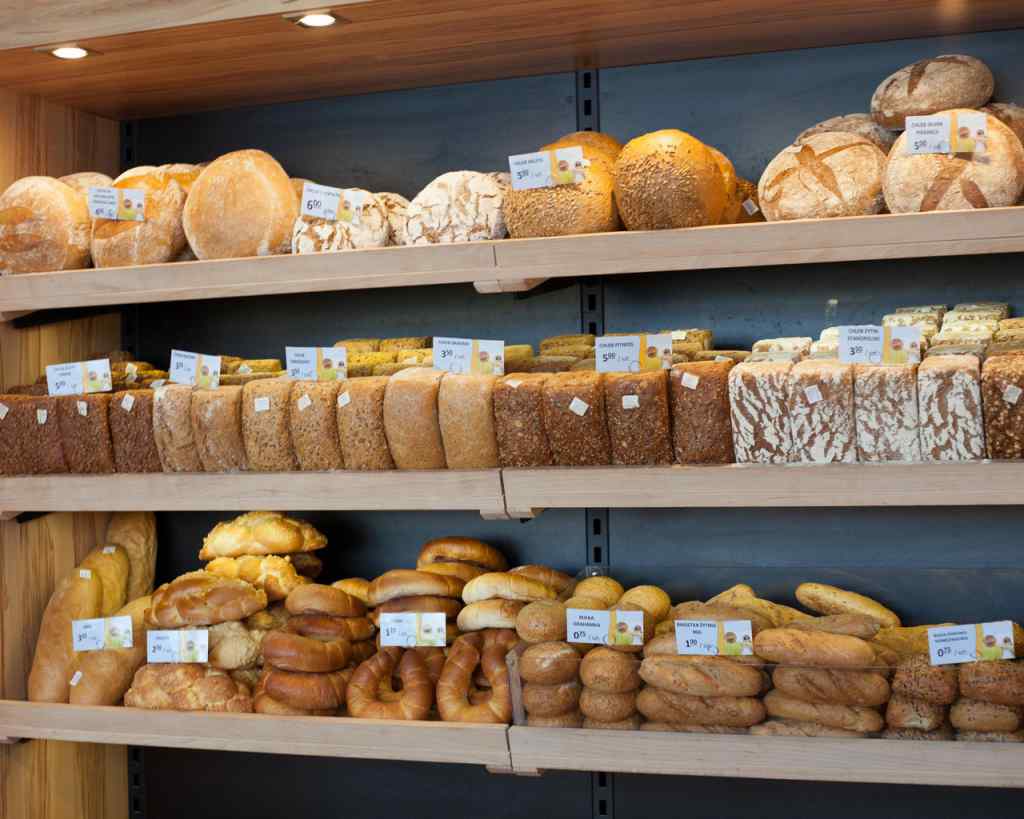“Подорожчає мінімум на 20-25%”: Українців налякали новими цінами на хліб
