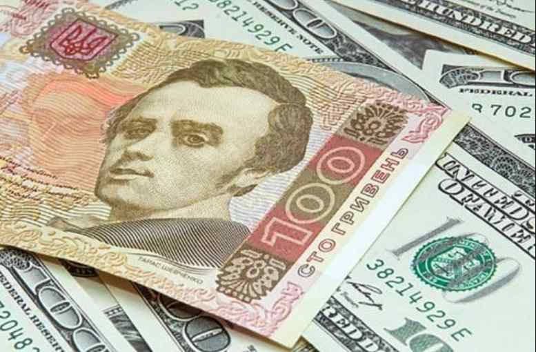 Банкіри приготували сюрприз для українців: чого чекати від курсу долара влітку