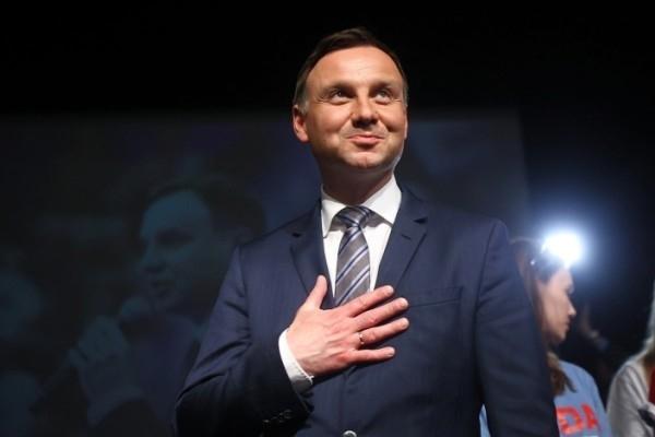 Президент Польщі виступив з несподіваним зверненням до українців