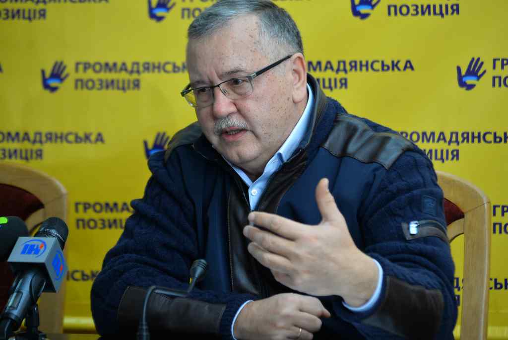 “200+ юлеботів…”: Гринценко розповів про гучний скандал, який розгорівся у Мережі через Тимошенко