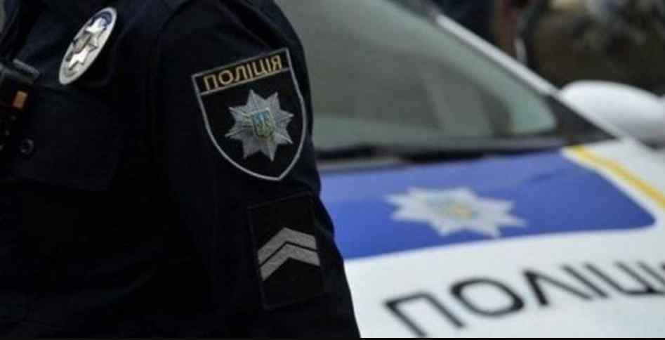 У Львові при затримані молодики порізали поліцейського