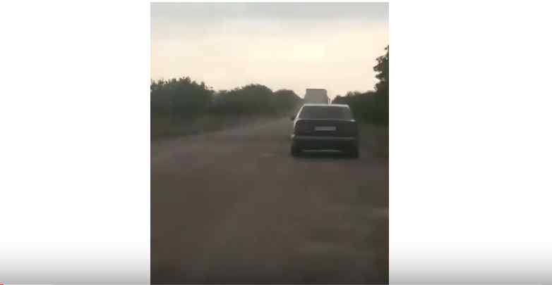 “Провезти чиновників мордами по асфальту”: Відео дороги в Україні розлютило користувачів Мережі