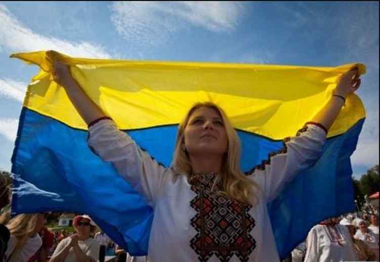Британські дипломати привітали Україну зі святом шикарним народним танцем