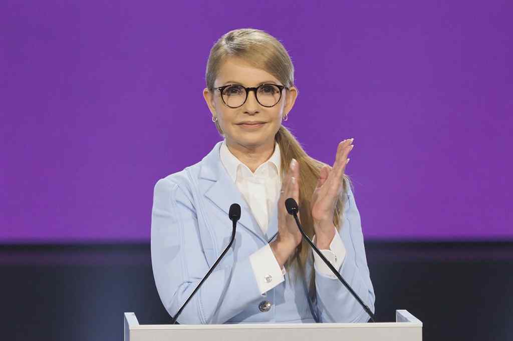 “Медведчук в Москві, виконував доручення Порошенко”:  Тимошенко зробила скандальну заяву