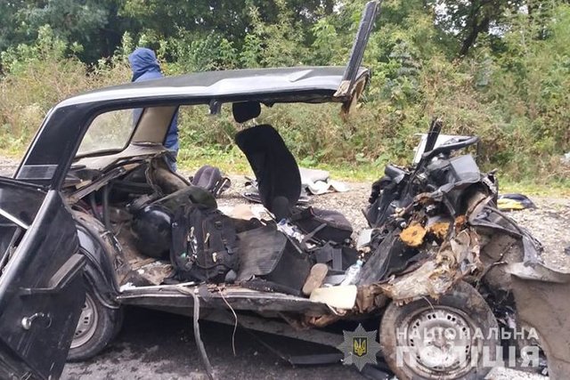 З машини практично нічого не залишилось: Моторошна аварія на Тернопільщині забрала життя трьох людей