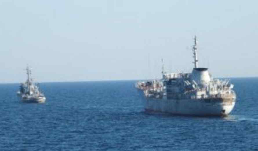 Ворога його ж зброєю: українські військові кораблі йдуть на Азов