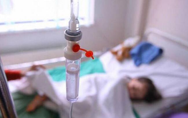 “11 осіб госпіталізовано, одна дитина померла”: На Закарпатті спалах смертельної інфекції