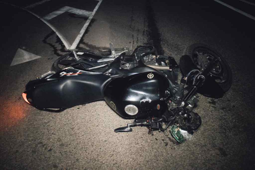 Від удару мотоцикл відкинуло на 200 метрів: відомий український політолог розбився на смерть