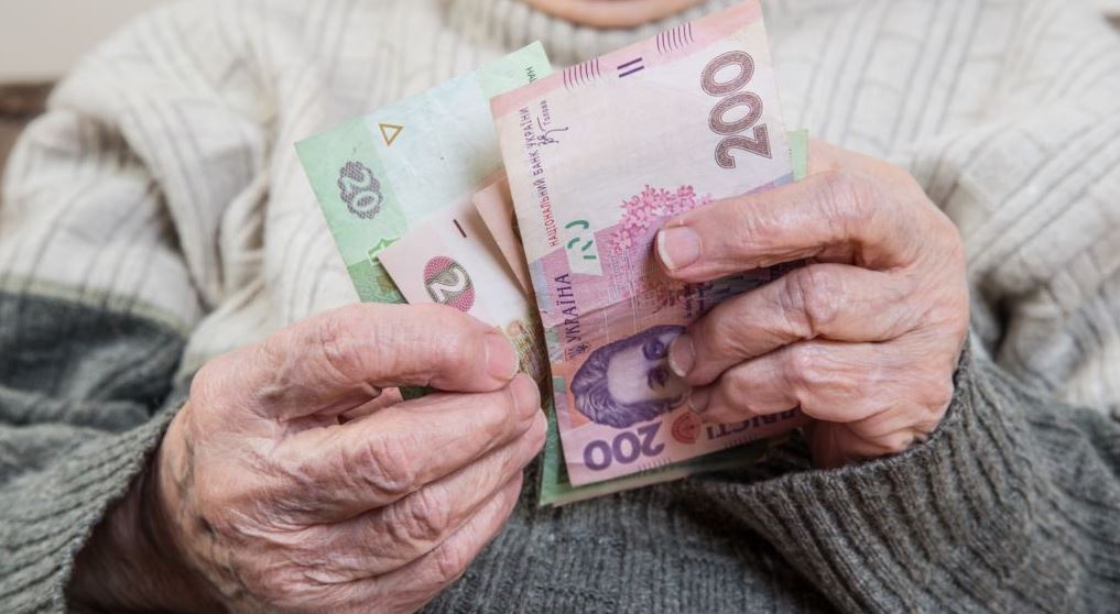Вже від завтра: українцям перерахують пенсії, як і кому підвищать виплати