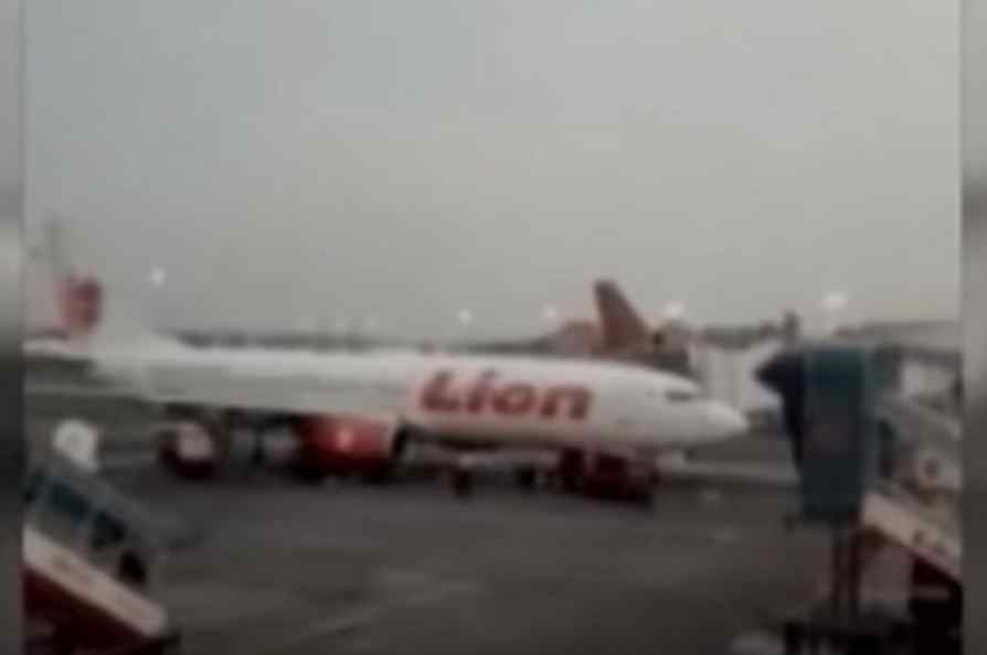 “Відповіді не було”: Пасажир Boeing 737 перед загибеллю встиг відправити дружині відео