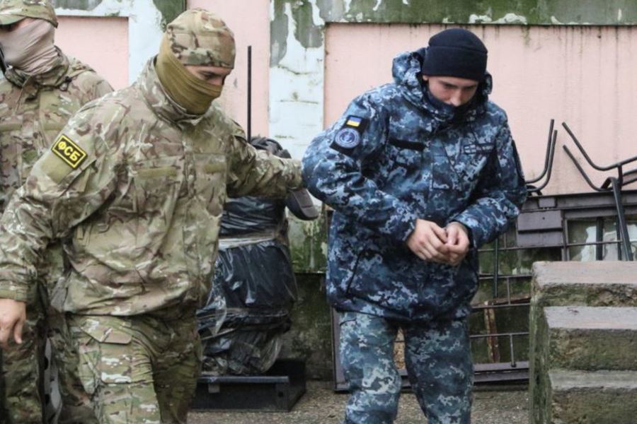 У Криму вирішили долю захоплених українських моряків: подробиці