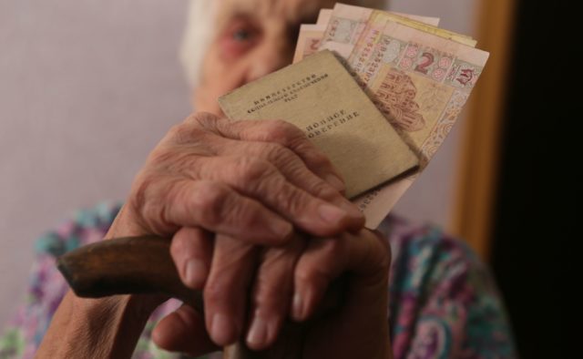 Кабмін підготував нові пенсійні правила: як це обернеться для українців та що потрібно знати кожному