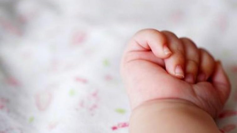 На Тернопільщині за загадкових обставин померло немовля