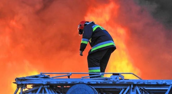 Різдвяна трагедія в Польщі: У моторошній пожежі загинуло шестеро людей
