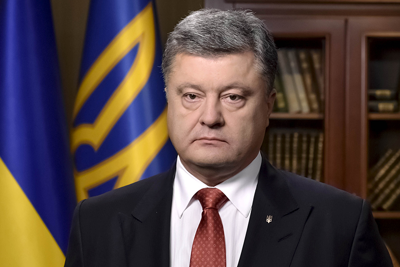 Воєнний стан в Україні: Порошенко зробив термінову заяву
