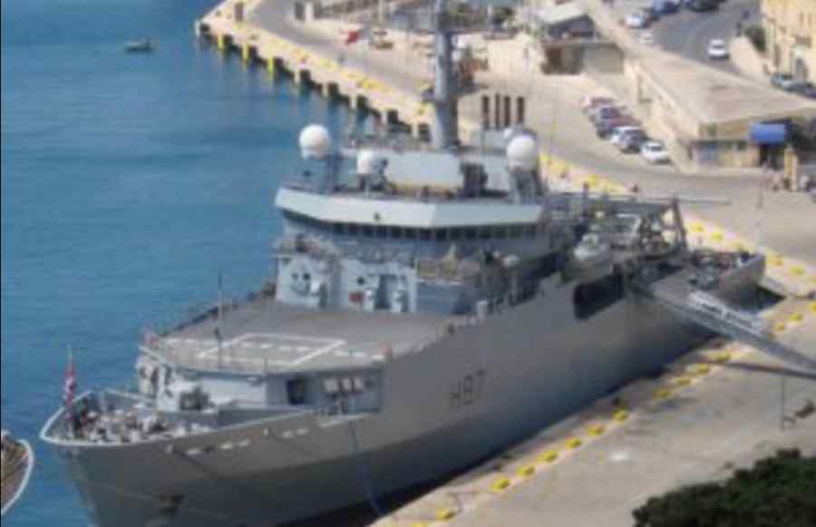 У Чорне море несподівано зайшов розвідувальний корабель НАТО, що відбувається