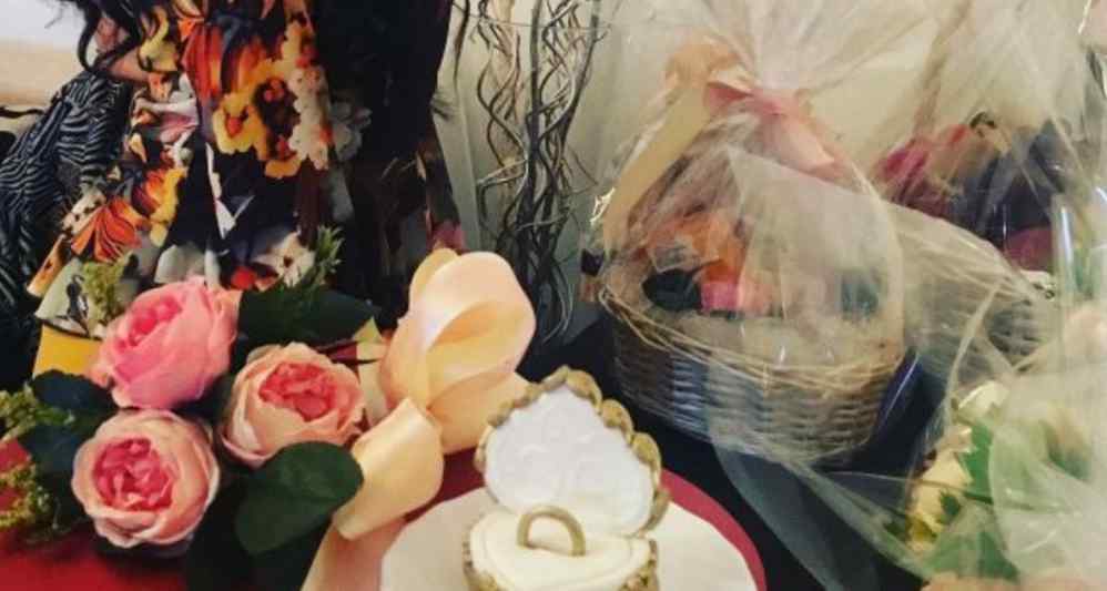 Донька відомого українського режисера виходить заміж: з’явилося ніжне фото з заручин