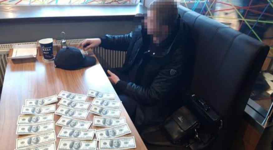 У Львівській області на хабарі затримали впливового чиновника