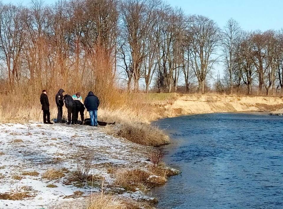 Прийшли на річкову купелю на Водохреща: У Львівській області на Йордан у річці виявили тіло чоловіка