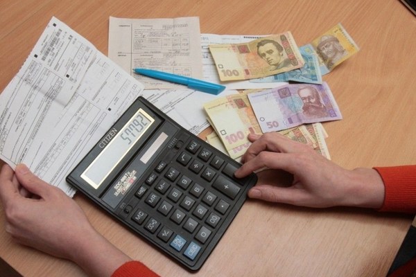 Українцям роздадуть по 1,5 тисячі: кому пощастить та що потрібно знати