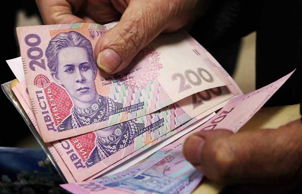 Українці отримають надбавку від 500 грн:  проведуть масштабне підвищення пенсій, дізнайтеся коли