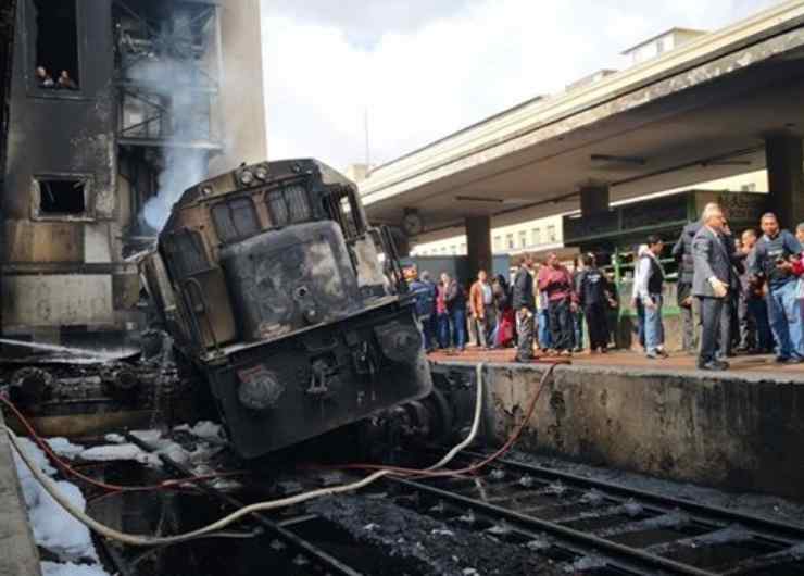 Моторошна пожежа на залізничному вокзалі: десятки жертв, перші фото