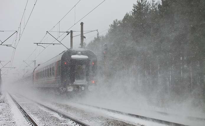 Трагедія на Харківщині: У поїзді знайшли закривавленого чоловіка