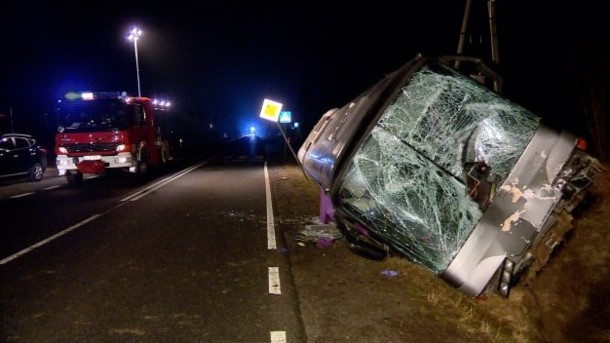 “Колесо від вантажівки влетіло в кабіну”: Автобус з українцями потрапив у смертельну ДТП у Польщі