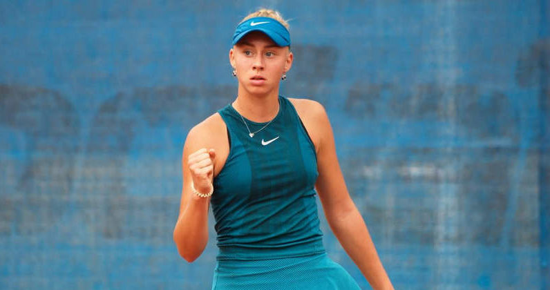 Тенісистка Дар’я Лопатецька вийшла до 1/2 фіналу турніру в Японії