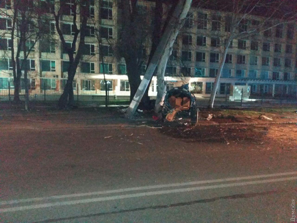 “Машину розірвало на частини”: У жахливій ДТП в центрі Одесі загинули діти відомих місцевих бізнесменів: