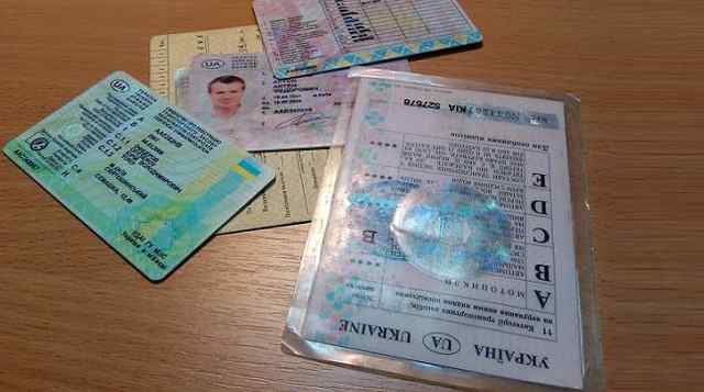 Здати на права буде не так вже й легко: В Україні змінилися правила видачі посвідчення водія