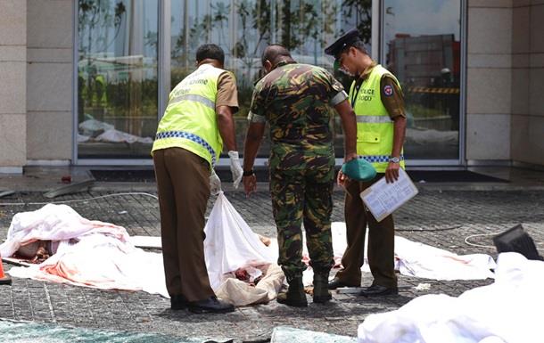 Пекельна Великодня неділя: Кількість жертв після вибухів на Шрі-Ланці зросла до 290 людей
