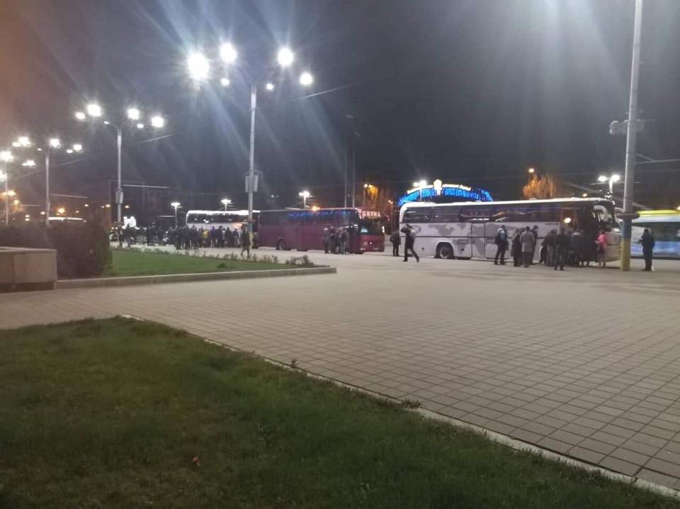 Масовка для Порошенка: при в’їзді в Київ утворився транспортний колапс