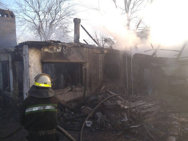 Трагедія у Кривому Розі: пожежа в будинку забрала життя батька та двох його дітей