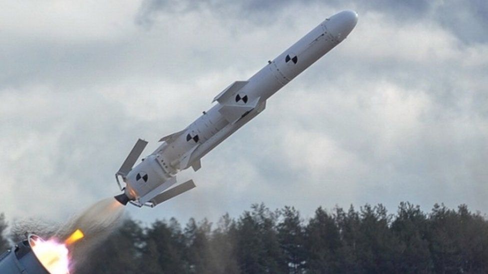 Керовані ракети на Донбасі. Росія засвітила новітню зброю