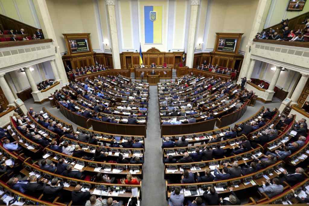 Часу на роздуми не так вже й багато: Екстренне повідомлення про розпуск Верховної Ради
