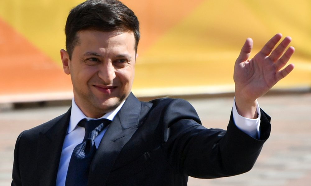 Зеленський вирішив роздавати українцям гроші, деталі неочікуваної реформи